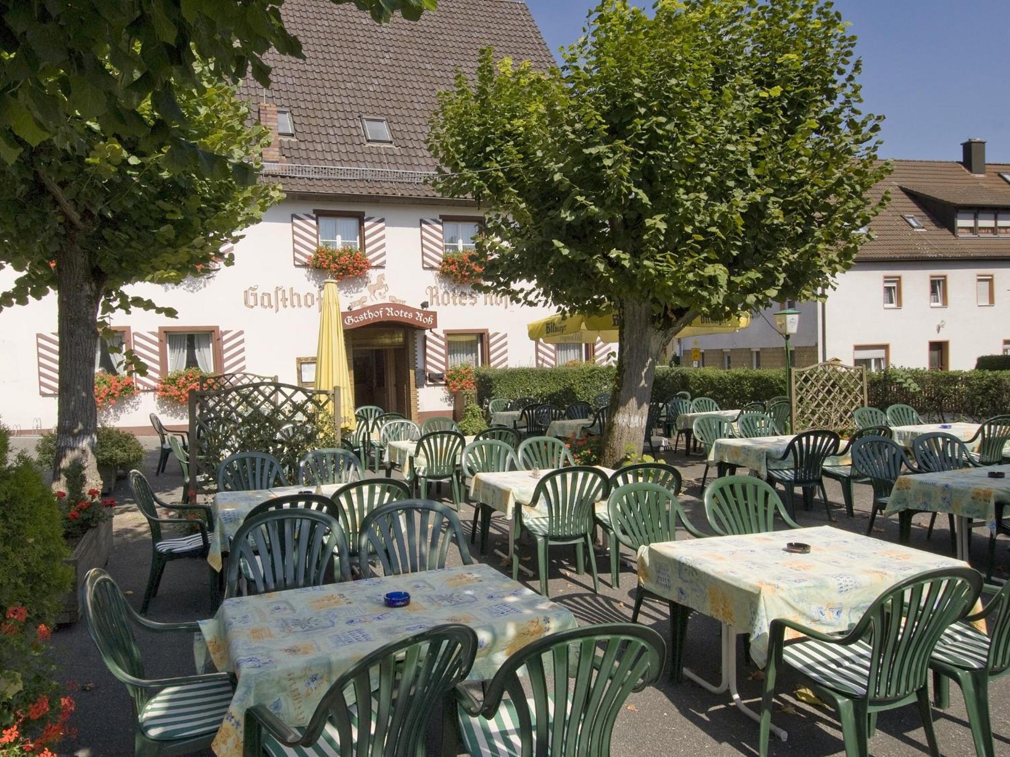 Hotel-Gasthof Rotes Ross Heroldsberg Exterior photo